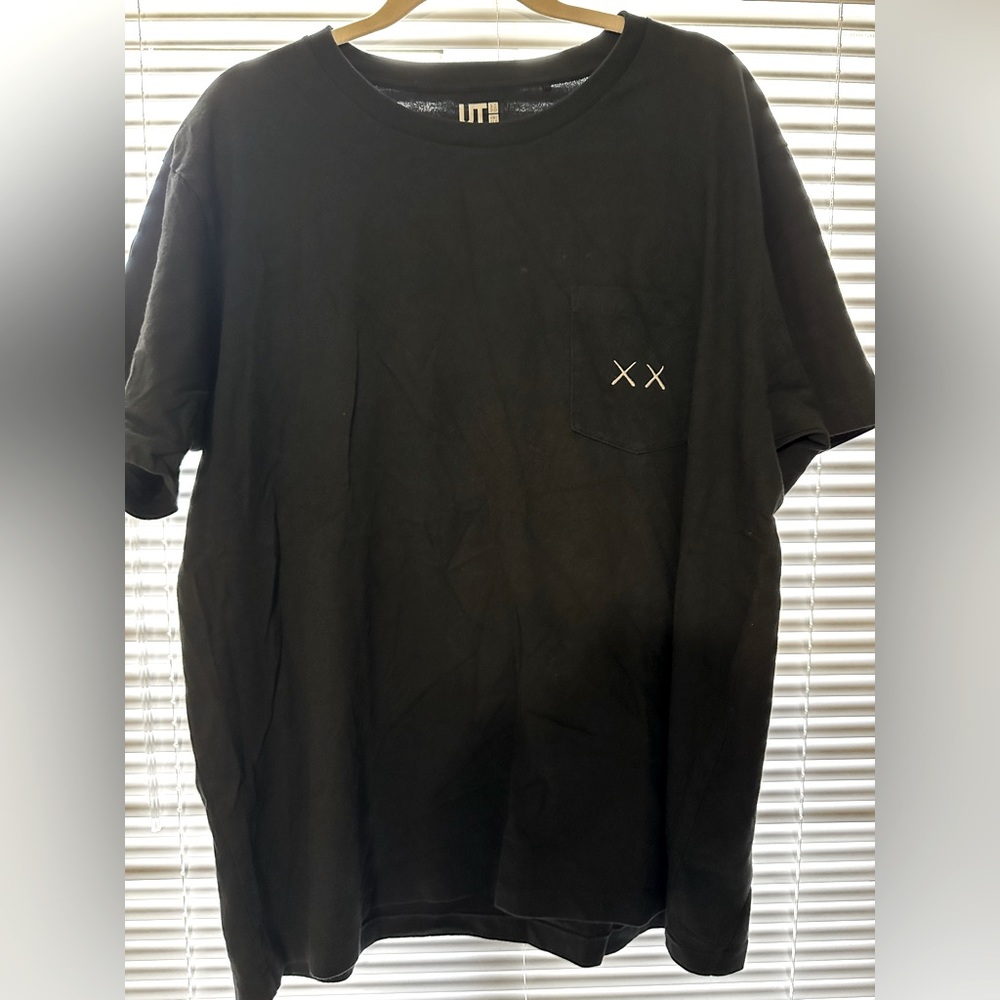 Kaws × Uniqlo × Sesame Street XX pocket tee UT BLK